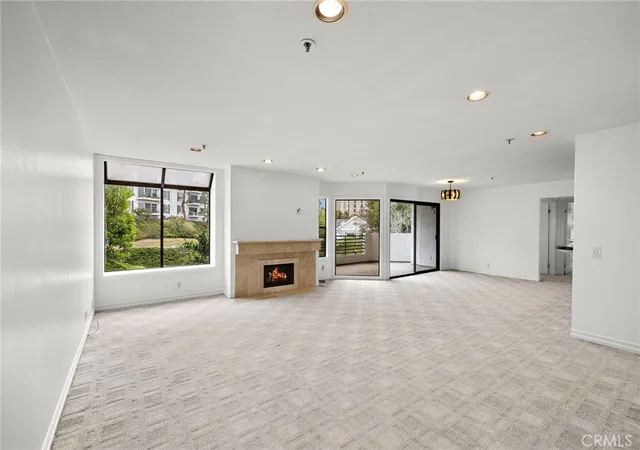 4th image of 950 Cagney Ln #201, Newport Beach, CA 92663 | MLS# NP26104063