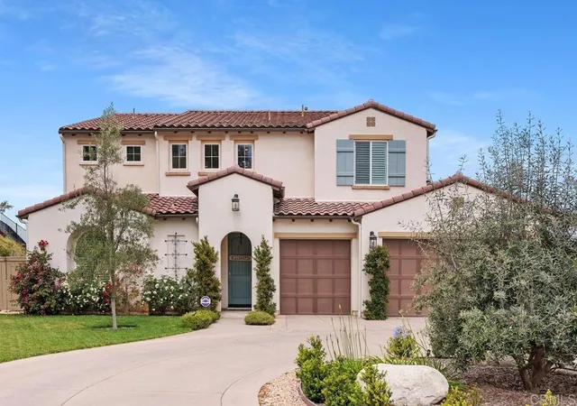 Homes for sale in Escondido, CA | 1365 Vista Ave, Escondido, CA 92026 | MLS# NDP2604757