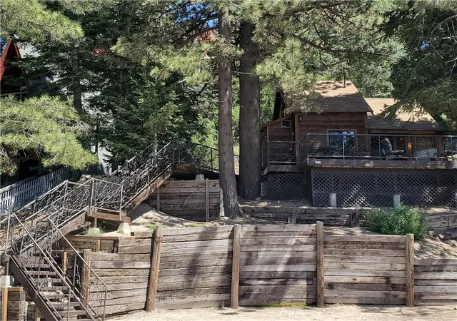 2nd image of 33429 Robin Dr, Green Valley Lake, CA 92341 | MLS# IG26107182
