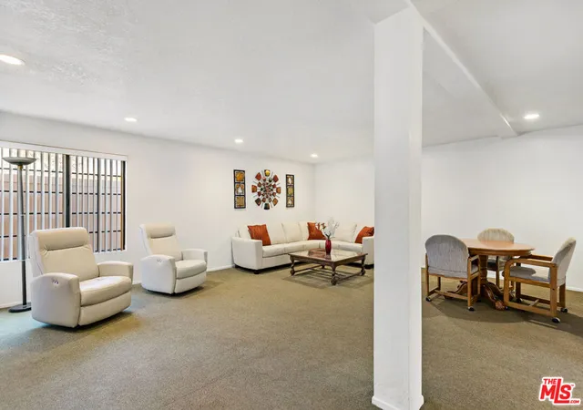 2nd image of 441 E San Jose Ave, Burbank, CA 91501