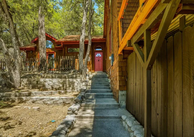 Photo 2 of Single family home for sale at 24945 Marion Ridge Dr, Idyllwild, CA 92549 | MLS# 219147993PS | Listing updated on 2026-09-25