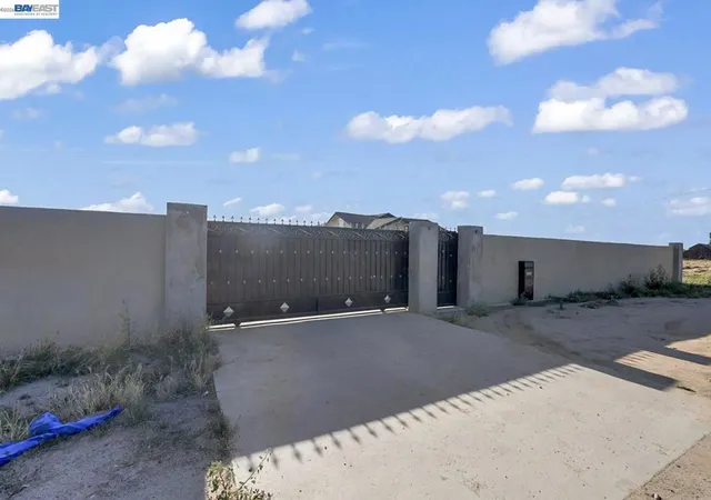 5th image of 5825 Geer Rd, Hughson, CA 95326 | MLS# 41135095