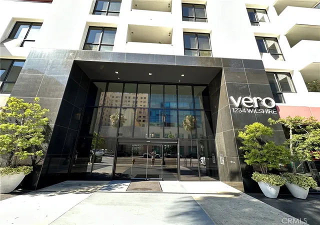 1st image of 1234 Wilshire Blvd #508, Los Angeles, CA 90017 | MLS# GD26107304