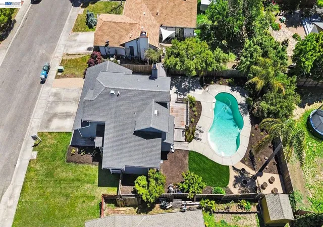 3rd image of 115 Heartford Way, American Canyon, CA 94503 | MLS# 41135114