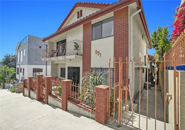 Homes for sale in Los Angeles, CA | 991 Everett, Los Angeles, CA 90026 | MLS# WS26107503
