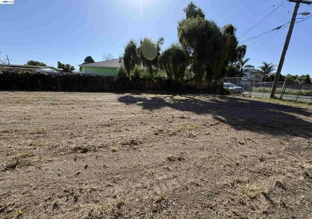 3rd image of 1 St Ne 1 Street, Richmond, CA 94801 | MLS# 41135135