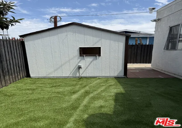 Homes for sale in Los Angeles, CA | 1109 Exposition Blvd, Los Angeles, CA 90007 | MLS# 26835377