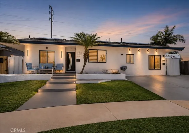 Photo 2 of Multi family home for sale at 16842 16846 Lucia Ln, Huntington Beach, CA 92647 | MLS# OC26093229 | Listing updated on 2026-10-06