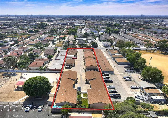 Photo 3 of Single family home for sale at 4863 Elizabeth St, Cudahy, CA 90201 | MLS# IV26067743 | Listing updated on 2026-06-17