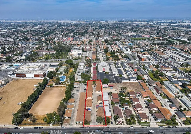Photo 4 of Single family home for sale at 4863 Elizabeth St, Cudahy, CA 90201 | MLS# IV26067743 | Listing updated on 2026-06-17