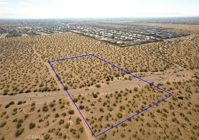4th image of 8 Maricopa Rd, Victorville, CA 92392 | MLS# HD26107786