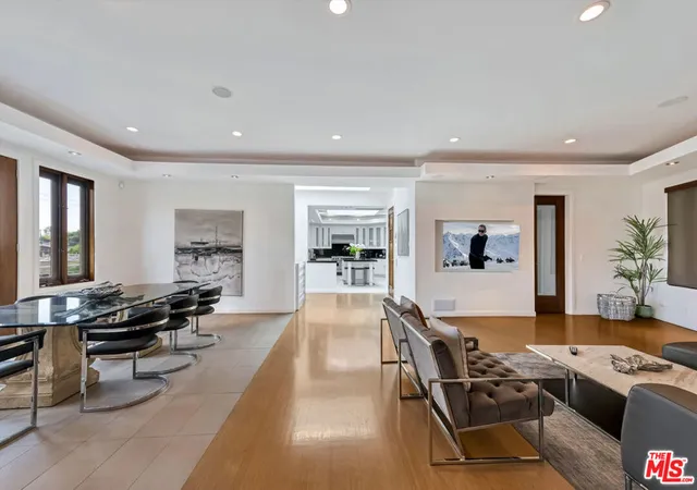 1st image of 8827 Evanview Dr, Los Angeles, CA 90069 | MLS# 26835427