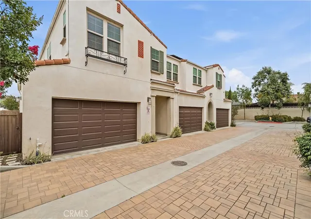Homes for sale in Glendora, CA | 291 E Arrow #17, Glendora, CA 91740 | MLS# WS26107486