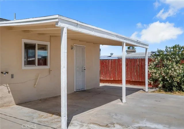 Homes for sale in Barstow, CA | 904 E Virginia Wy, Barstow, CA 92311 | MLS# HD26105409