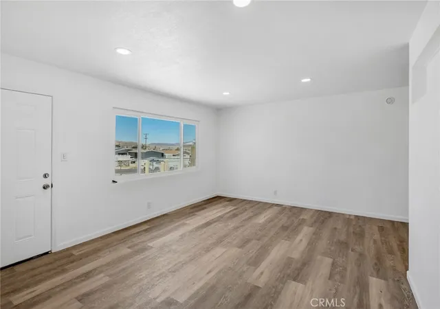 Homes for sale in Barstow, CA | 904 E Virginia Wy, Barstow, CA 92311 | MLS# HD26105409