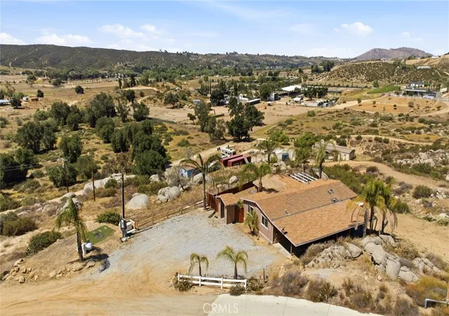 Photo 3 of Manufactured home for sale at 40100 Owl Valley, Temecula, CA 92592 | MLS# SW26107867 | Listing updated on 2026-09-29