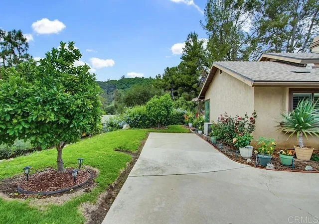 Photo 3 of Condo for sale at 1637 Pala Lake Dr, Fallbrook, CA 92028 | MLS# NDP2604787 | Listing updated on 2026-10-01