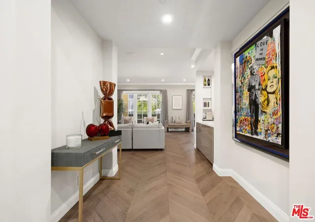 2nd image of 11500 San Vicente Blvd #202, Los Angeles, CA 90049 | MLS# 26832855