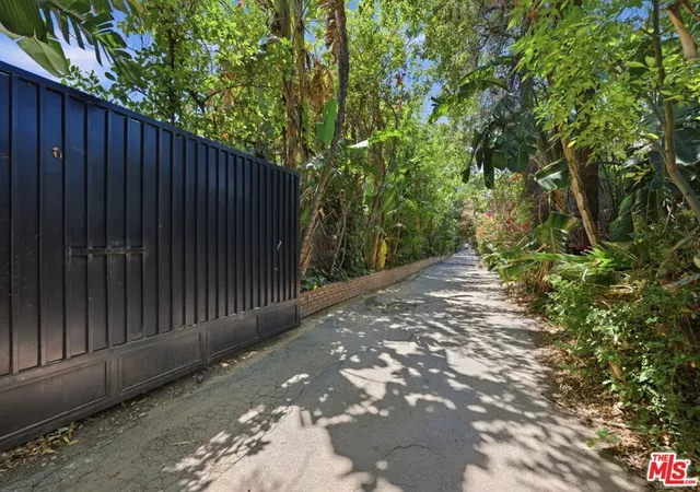 3rd image of 5457 Encino Ave, Encino, CA 91316 | MLS# 26835603