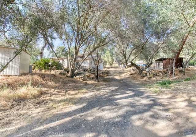 Photo 3 of House for sale at 43867 Trabuco Ct, Coarsegold, CA 93614 | MLS# FR26108006 | Listing updated on 2026-10-06