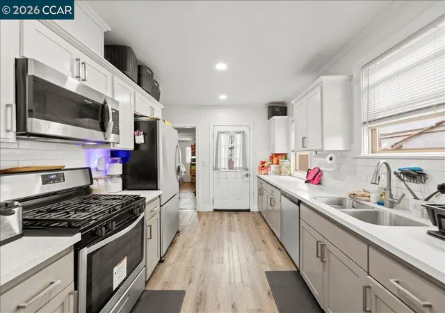 4th image of 9903 Olive St, Oakland, CA 94603 | MLS# 41135175