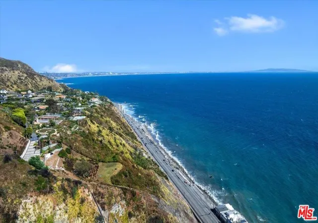 Homes for sale in Malibu, CA | 20542 Seaboard Rd, Malibu, CA 90265 | MLS# 26835687