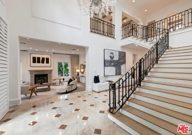 Photo 3 of Mansion for sale at 812 N Bedford Dr, Beverly Hills, CA 90210 | MLS# 26834029 | Listing updated on 2026-06-12