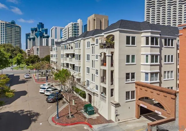 1st image of 655 Columbia St #110, San Diego, CA 92101 | MLS# 260012025SD