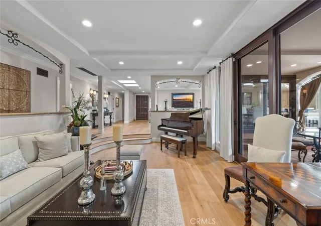 3rd image of 1511 Santiago Dr, Newport Beach, CA 92660 | MLS# NP26108030
