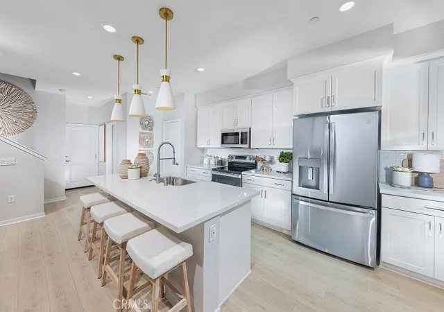 4th image of 33251 Opal Glass Dr, Winchester, CA 92596 | MLS# IG26108124