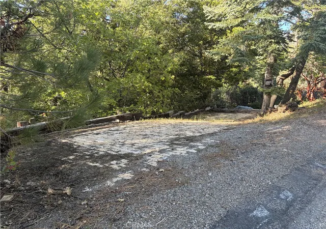 1st image of 8 Big Rock Dr, Idyllwild, CA 92549 | MLS# SW26099922