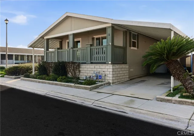Homes for sale in Bakersfield, CA | 1225 Taft Hwy #5, Bakersfield, CA 93307 | MLS# OC26108222