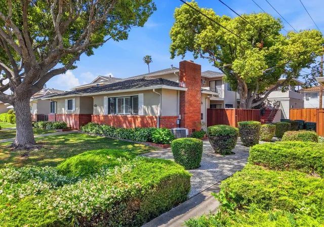 1st image of 94 Roxbury St, Santa Clara, CA 95050 | MLS# ML82047746