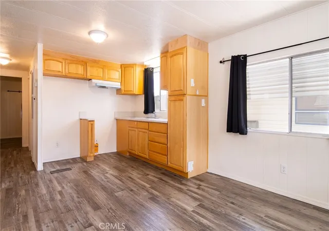 4th image of 11250 Playa St #66, Culver City, CA 90230 | MLS# DW26108273