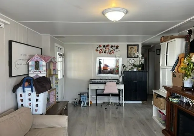 3rd image of 2053 East Bayshore #7, Redwood City, CA 94063 | MLS# ML82047744