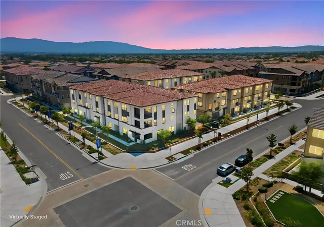 2nd image of 6114 Valentina Wy, Eastvale, CA 92880