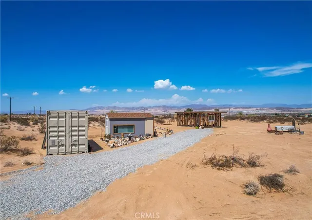 1st image of 71123 Indian, Twentynine Palms, CA 92277 | MLS# JT26101000