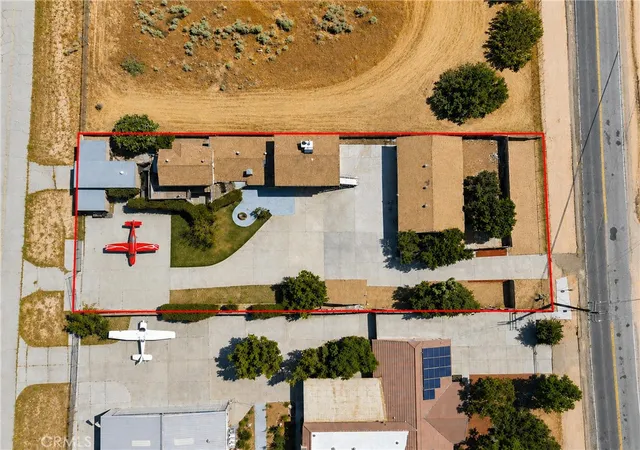 Photo 4 of Single family home for sale at 7008 Summit Valley, Hesperia, CA 92345 | MLS# IV26108456 | Listing updated on 2026-09-22