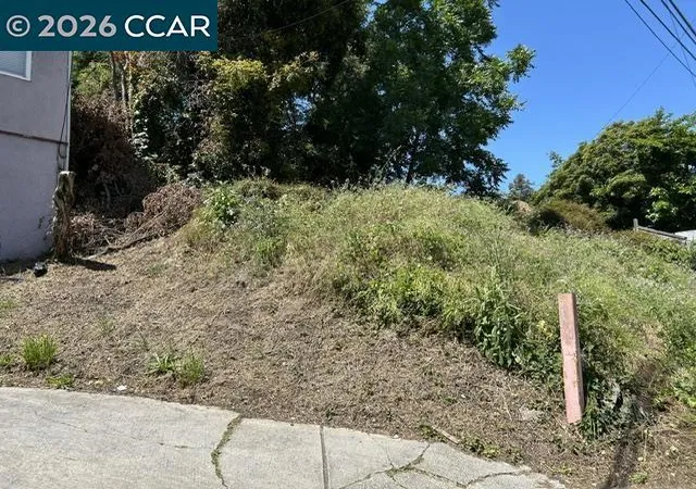 5th image of 5229 Macarthur Blvd, Oakland, CA 94619 | MLS# 41135214