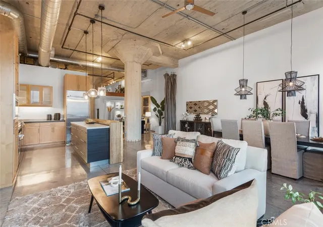 Homes for sale in Long Beach, CA | 115 W 4Th St, Long Beach, CA 90802