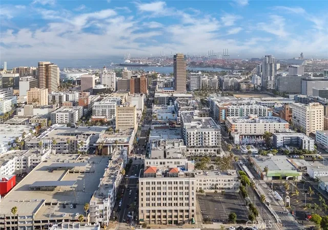 Homes for sale in Long Beach, CA | 115 W 4th Street, Long Beach, CA 90802 | Houzeo