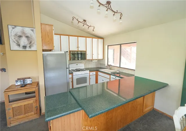 Photo 4 of Single family home for sale at 1709 Linden Dr, Pine Mountain Club, CA 93222 | MLS# GD26108508 | Listing updated on 2026-06-05