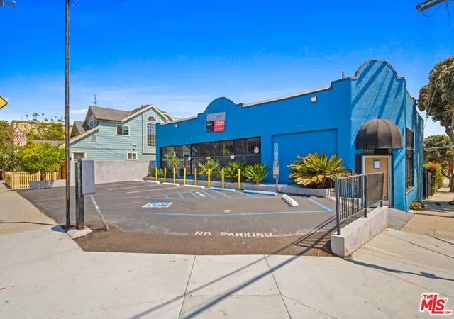 Photo 1 of Single family home for sale at 2331 4th Street, Santa Monica, CA 90405 | MLS# 26835943 | Listing updated on 2026-05-26