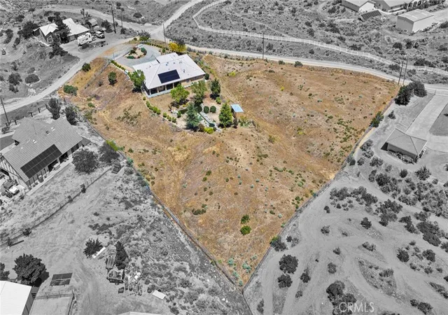 53rd image of 5295 Snow Line Dr, Phelan, CA 92371 | MLS# PW26108507