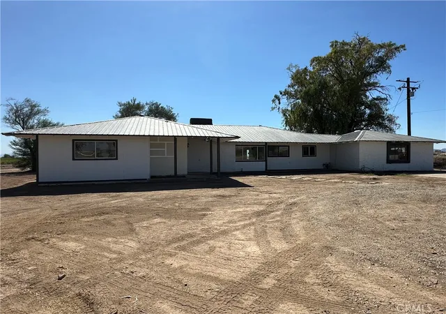 Homes for sale in Blythe, CA | 14563 W 14th Ave, Blythe, CA 92225 | MLS# SW26106748