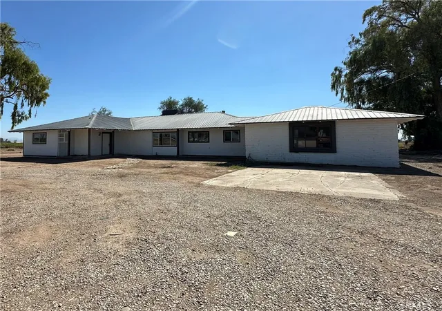 Homes for sale in Blythe, CA | 14563 W 14Th Ave, Blythe, CA 92225 | MLS# SW26106748