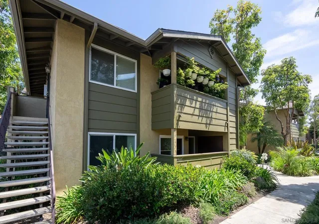 Photo 3 of Sale Pending at 180 Avenida Descanso #A, Oceanside, CA 92057 | MLS# 260012056SD | Listing updated on 2026-07-15