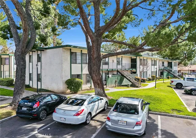 2nd image of 1735 E Washington St #B28, Colton, CA 92324 | MLS# SB26108608