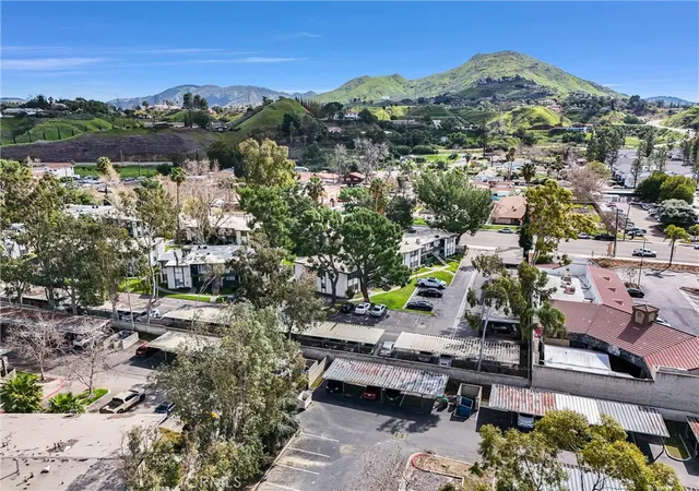 2nd image of 1735 E Washington St, Colton, CA 92324