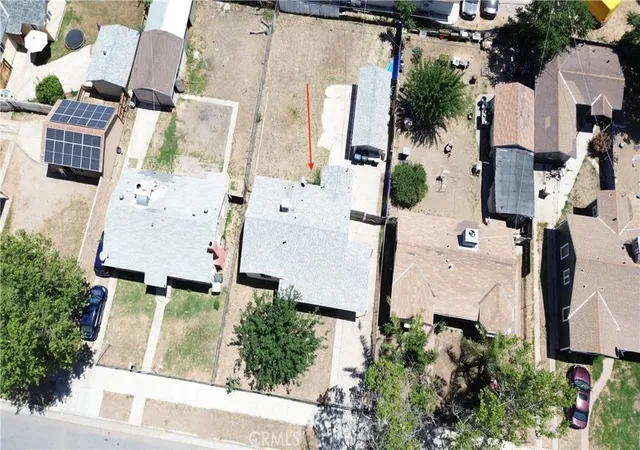 4th image of 514 L, Bakersfield, CA 93304 | MLS# DW26108583